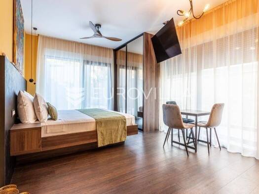 Haus zum Kauf 2.300.000 € 9 Zimmer 520 m² Podstrana Podstrana