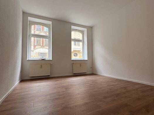Wohnung zur Miete 210 € 2 Zimmer 38,6 m² Rückertstraße 41 Haselbrunn Plauen 08525