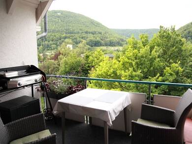 Wohnung zum Kauf provisionsfrei 239.000 € 2 Zimmer 63,1 m² Geschoss 4/4 Eckisstraße 54 Bad Urach Bad Urach 72574