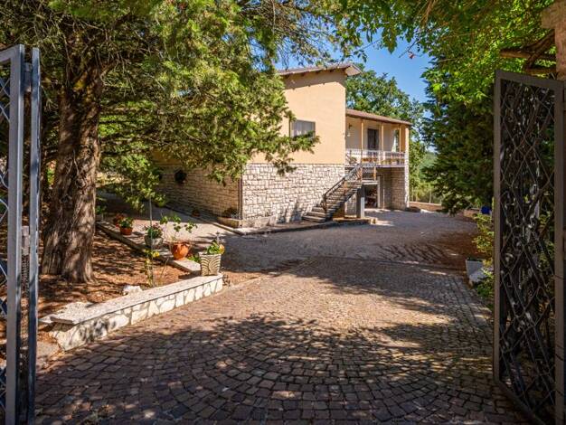 Villa zum Kauf 170.000 € 6 Zimmer 110 m² 600 m² Grundstück Acquasparta 05021