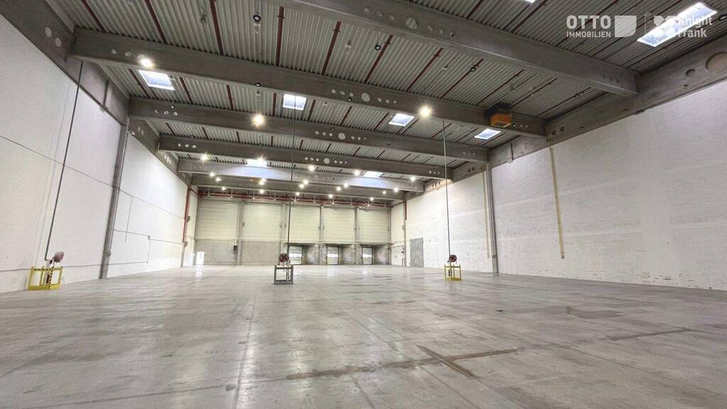 Produktionshalle zur Miete 3.300 m² Lagerfläche Senec 903 01