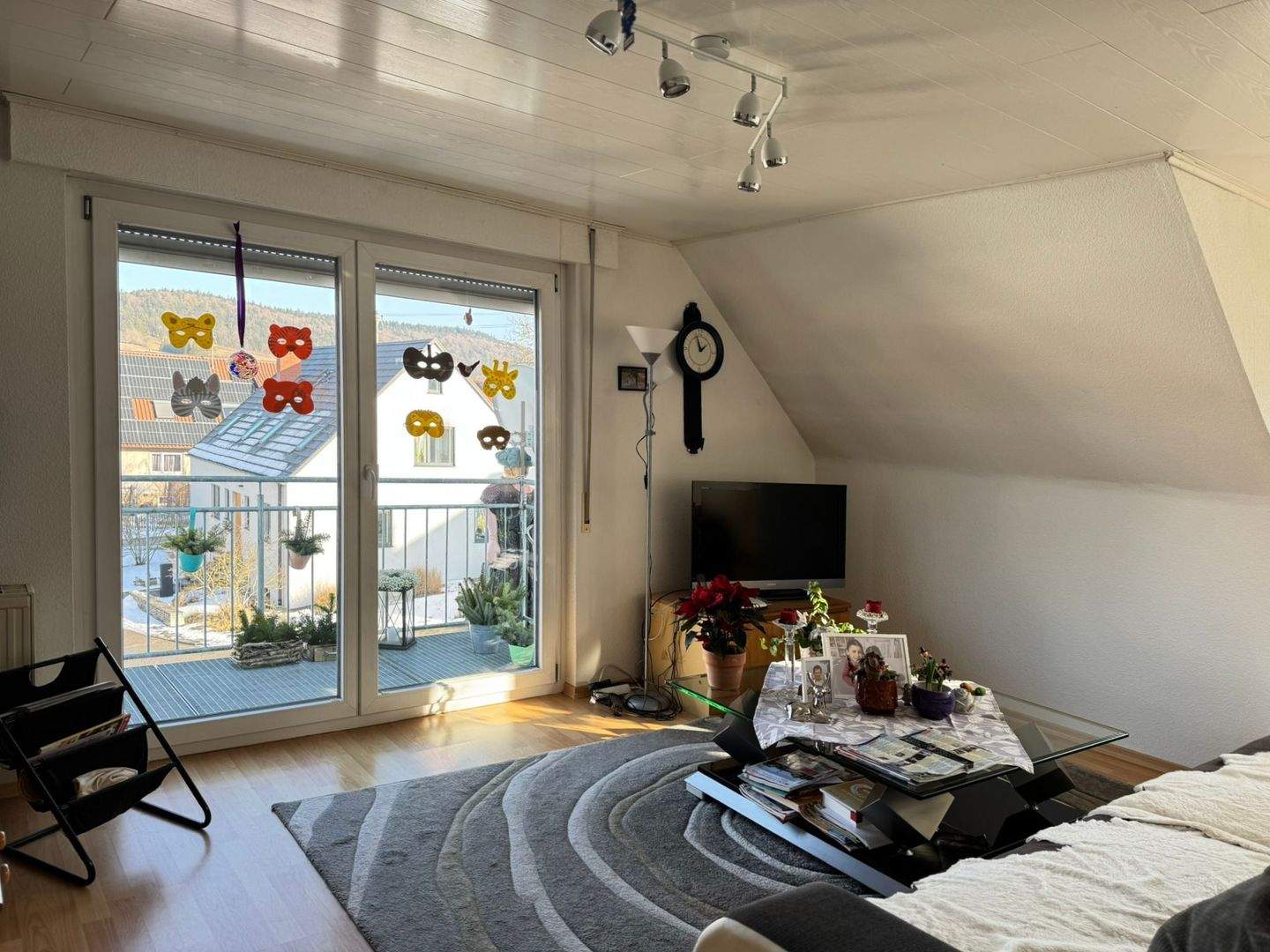 Immobilie in Tuttlingen - Gemütliche Dachgeschosswohnung in Nendingen - Bild 1