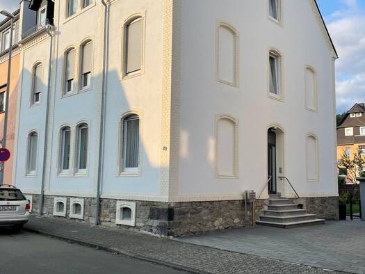 Mehrfamilienhaus zum Kauf provisionsfrei 565.000 € 13 Zimmer 390 m² 400 m² Grundstück Dillenburg 35683