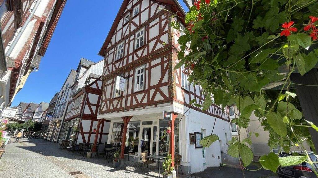 Haus zum Kauf 179.000 € 5 Zimmer 62 m² 113 m² Grundstück Dillenburg 35683