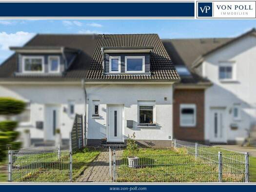 Reihenmittelhaus zum Kauf 349.000 € 5 Zimmer 130 m² 185 m² Grundstück Brinkum Stuhr / Brinkum 28816