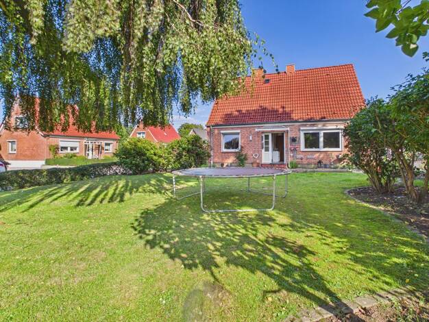 Einfamilienhaus zum Kauf 415.000 € 4 Zimmer 100 m² 850 m² Grundstück Bad Oldesloe 23843