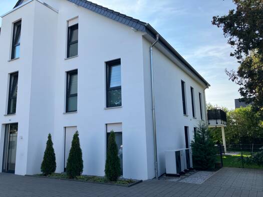 Wohnung zur Miete 950 € 3 Zimmer 81 m² Geschoss 2/3 frei ab 01.01.2027 Kernstadt Lippstadt 59557