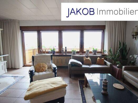 Reihenmittelhaus zum Kauf 220.000 € 5 Zimmer 131 m² 171 m² Grundstück Pörbitsch Kulmbach 95326