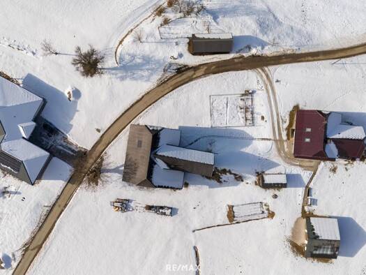 Land-/Forstwirtschaft zum Kauf 3.980.000 € Gnesau 9563