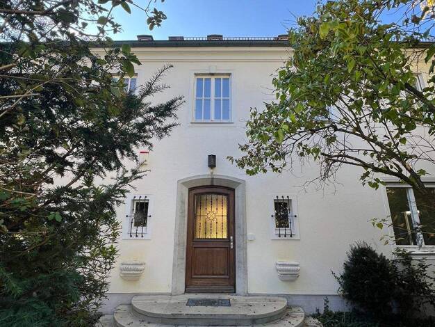 Villa zum Kauf 2.690.000 € 8 Zimmer 240 m² 1.368 m² Grundstück Tieckstraße 1 Erlenstegen Nürnberg 90491