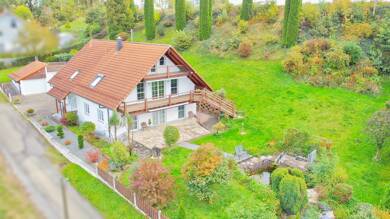 Mehrfamilienhaus zum Kauf 719.000 € 10 Zimmer 185 m² 2.131 m² Grundstück Hattenweiler Heiligenberg 88633
