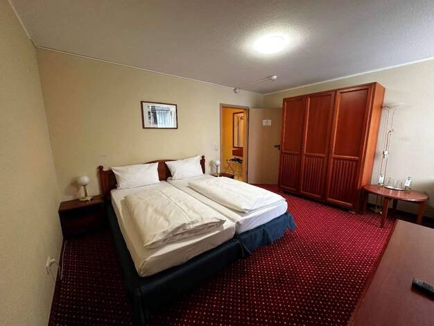 Studio zur Miete Wohnen auf Zeit 700 € 1 Zimmer 25 m² frei ab 01.06.2026 Gärten h d Veste Nürnberg 90408