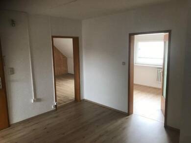 Wohnung zur Miete 750 € 4 Zimmer 86 m² frei ab sofort Rosdorf Rosdorf 37124