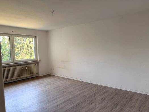 Wohnung zur Miete 528 € 3 Zimmer 75,4 m² 5. Geschoss frei ab 15.08.2026 Jaspersstraße 13 Wald Solingen 42719