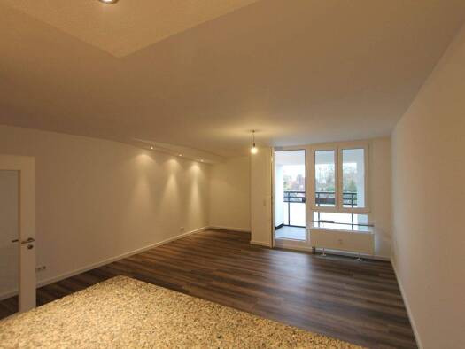 Wohnung zur Miete 929 € 3 Zimmer 94 m² 4. Geschoss frei ab 01.02.2026 Gartenstraße 37B Burgdorf 31303