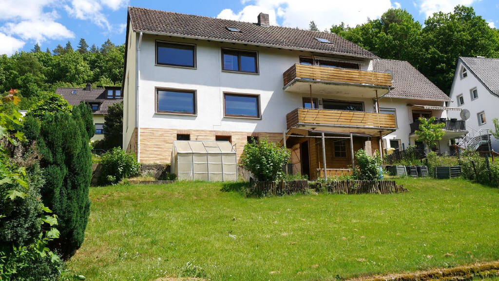 Mehrfamilienhaus zum Kauf 198.000 € 8 Zimmer 250 m² 590 m² Grundstück Mittelberg Rödental 96472