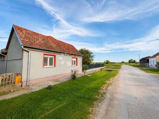 Haus zum Kauf 99.000 € 3 Zimmer 166 m² Vinkovacki Banovci, Nijemci Nijemci