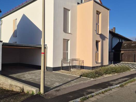 Wohnung zur Miete 570 € 2 Zimmer 39,8 m² Geschoss -1/3 frei ab 01.01.2027 Beratzhausen Beratzhausen 93176