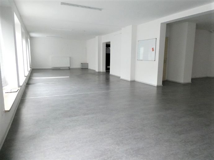 Büro-/Praxisfläche zur Miete 5,50 € 275 m²<br/>Bürofläche Innenstadt - Nord Schweinfurt 97421