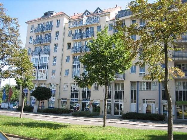 Wohnung zur Miete 458 € 2 Zimmer 46,8 m² 5. Geschoss frei ab 26.09.2026 Schandauer Straße 26 Striesen-Süd Dresden 01309