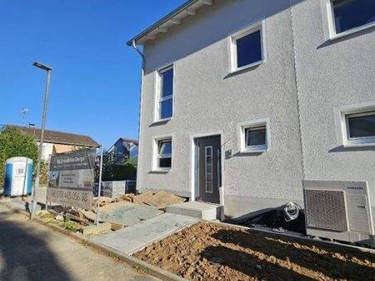 Reihenendhaus zum Kauf - Erstbezug 339.000 € 5 Zimmer 140 m² 214,7 m² Grundstück Windecken Nidderau 61130