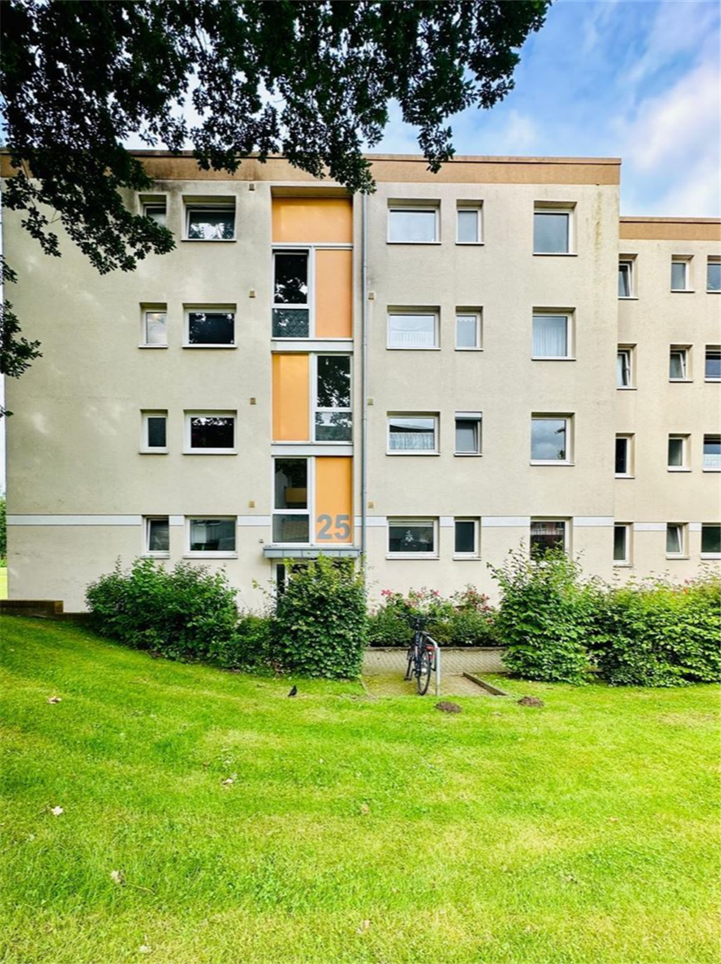 Wohnung zur Miete 635 € 2,5 Zimmer 66,7 m²<br/>Wohnfläche 3.<br/>Geschoss 01.02.2025<br/>Verfügbarkeit Sylter Bogen 25 Suchsdorf Bezirk 2 Kiel 24107