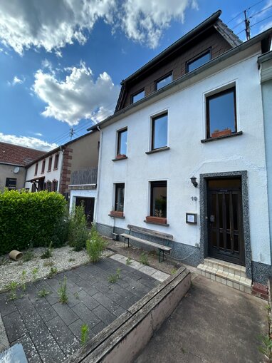 Haus zum Kauf 7 Zimmer 165 m² Hofstraße 10 Brotdorf Merzig 66663