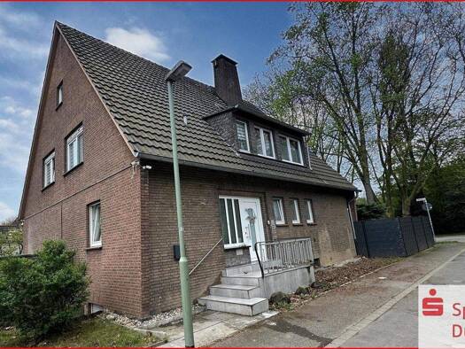 Einfamilienhaus zum Kauf provisionsfrei 616.300 € 6 Zimmer 200 m² 1.026 m² Grundstück Hochemmerich Duisburg 47226