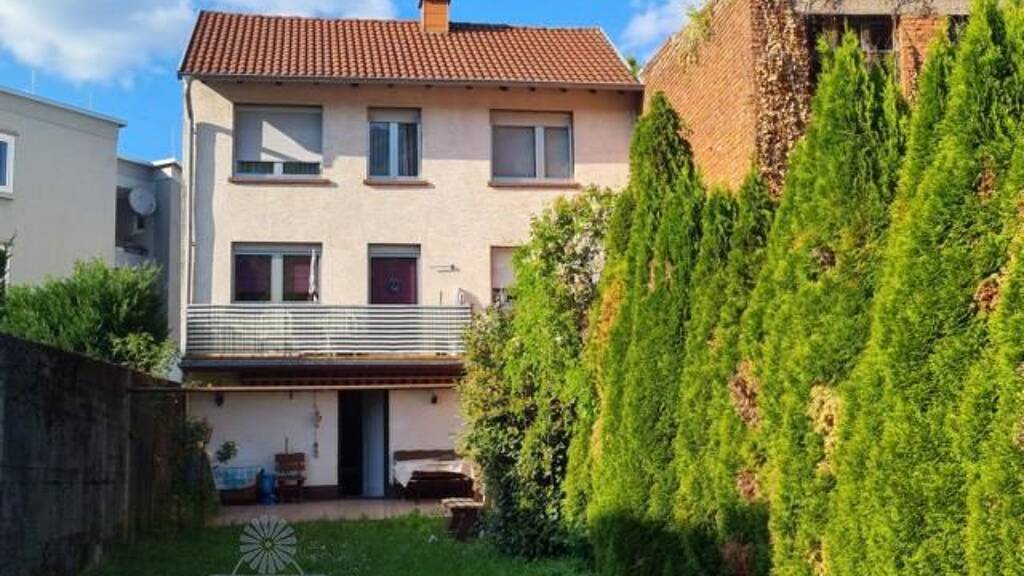 Haus zum Kauf 135.000 € 6 Zimmer 126 m² 285 m² Grundstück Rodalben 66976