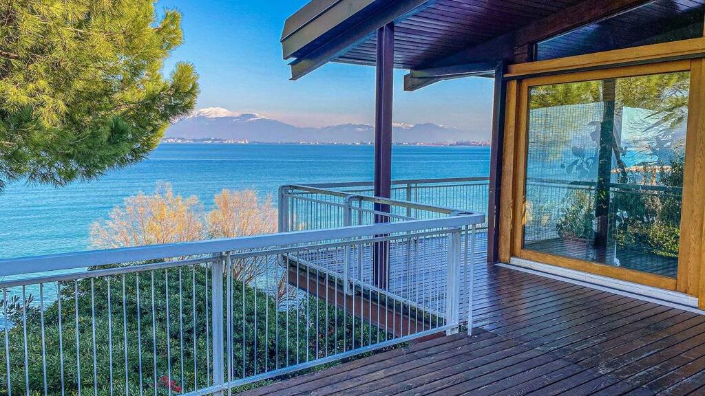 Haus zum Kauf 6.000.000 € 10 Zimmer 500 m² 4.000 m² Grundstück Desenzano 25015