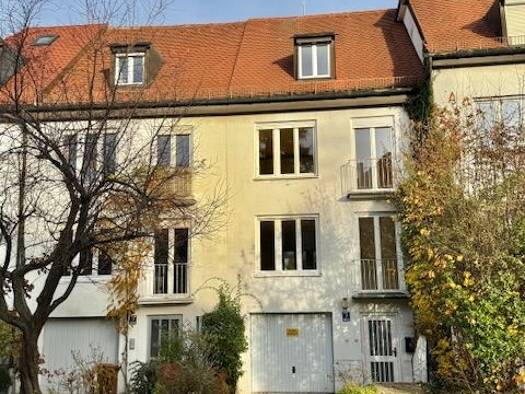 Reihenmittelhaus zum Kauf 1.985.000 € 5,5 Zimmer 153 m² 200 m² Grundstück Neuhausen-Nymphenburg München 80639