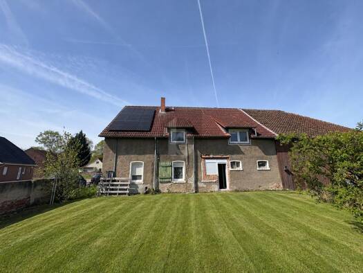 Einfamilienhaus zum Kauf 165.000 € 7 Zimmer 168 m² 998 m² Grundstück Döhren Oebisfelde-Weferlingen 39356