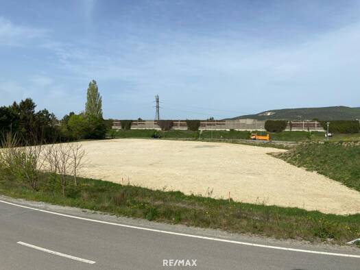 Gewerbegrundstück zum Kauf 749.840 € 5.768 m² Grundstück Kottingbrunn 2542