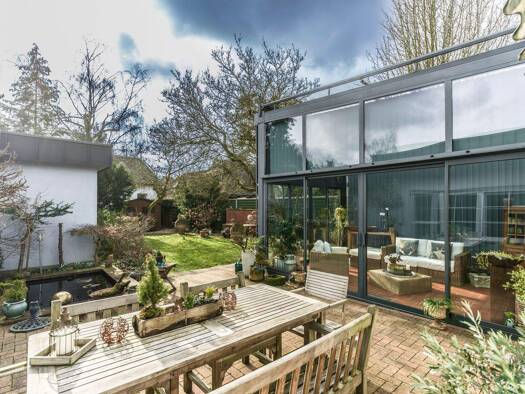 Mehrfamilienhaus zum Kauf 895.000 € 8 Zimmer 246 m² 893 m² Grundstück Nieder-Rosbach Rosbach v. d. Höhe 61191