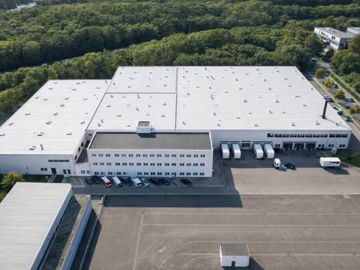 Lagerhalle zur Miete provisionsfrei 12.000 m² Lagerfläche Anderten Hannover 30559