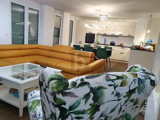 Maisonette zur Miete 1.750 € 4 Zimmer 124 m² 1. Geschoss Blankenloch Stutensee 76297