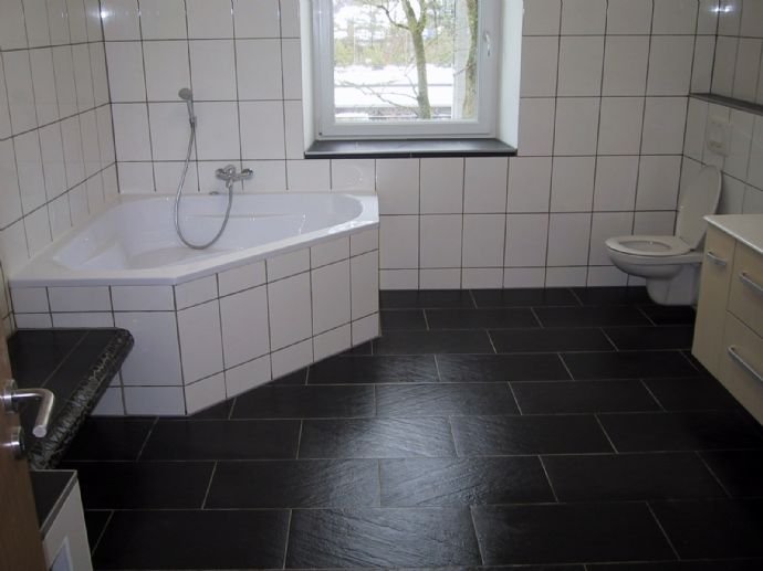 Wohnung zur Miete 900 € 3 Zimmer 120 m²<br/>Wohnfläche 1.<br/>Geschoss 01.02.2025<br/>Verfügbarkeit Bahnhofstraße Pleinfeld Pleinfeld 91785