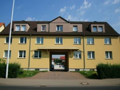 Wohnung zur Miete 390 € 2 Zimmer 62,9 m² 2. Geschoss Rennbahn 43/44 Eisenach Eisenach 99817