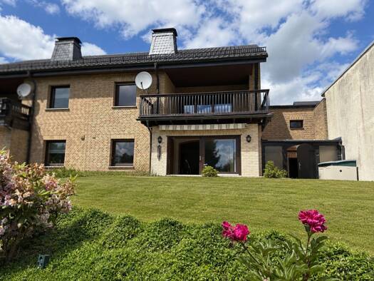 Doppelhaushälfte zum Kauf 198.000 € 4 Zimmer 95 m² 445 m² Grundstück Lichtenberg Morsbach 51597