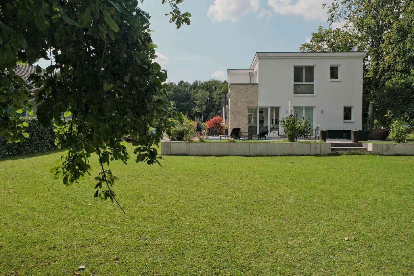 Property thumbnail 7