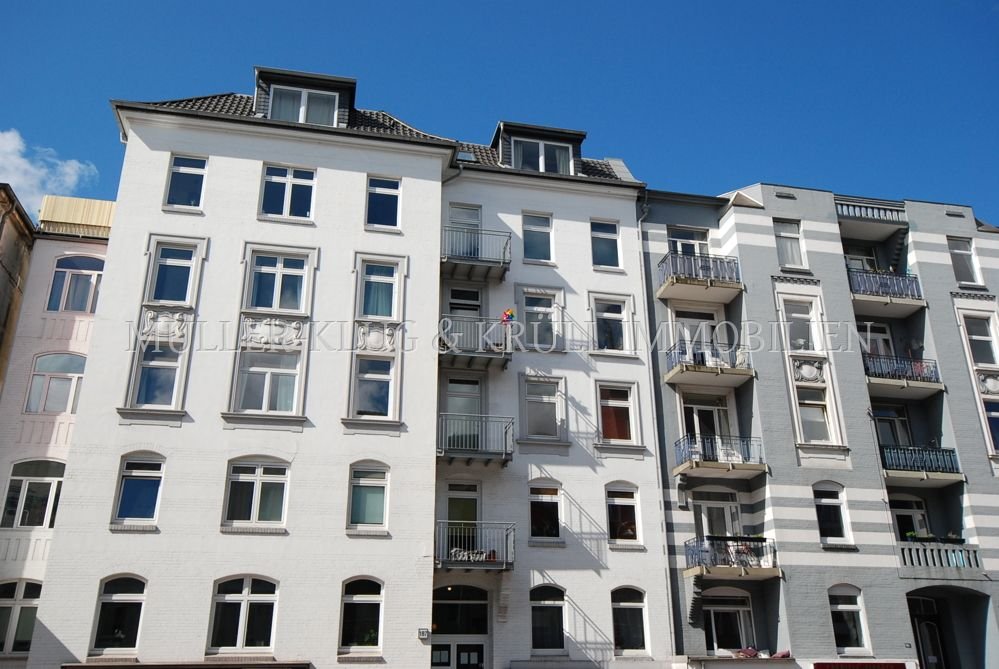 Wohnung zum Kauf 579.000 € 3 Zimmer 78,1 m²<br/>Wohnfläche 2.<br/>Geschoss Barmbeker Straße 187 Winterhude Hamburg 22299