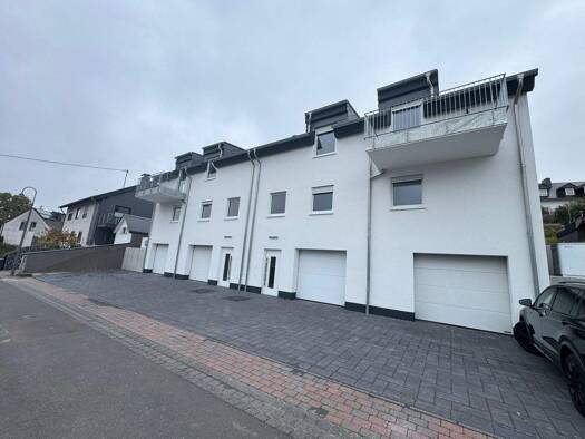 Wohnung zur Miete 975 € 3 Zimmer 83,2 m² 1. Geschoss frei ab sofort Oberst Wies 1 Butzweiler Newel 54309