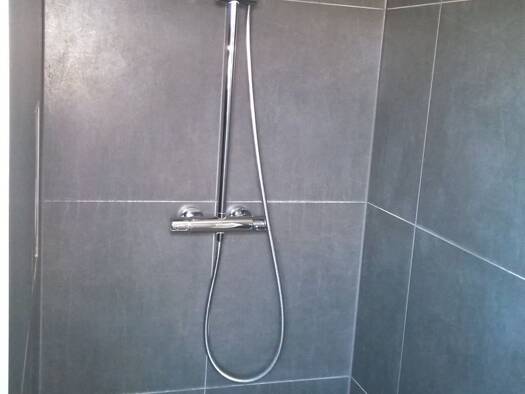 Studio zur Miete 900 € 3,5 Zimmer 70 m² frei ab 01.05.2026 Langensendelbach 91094