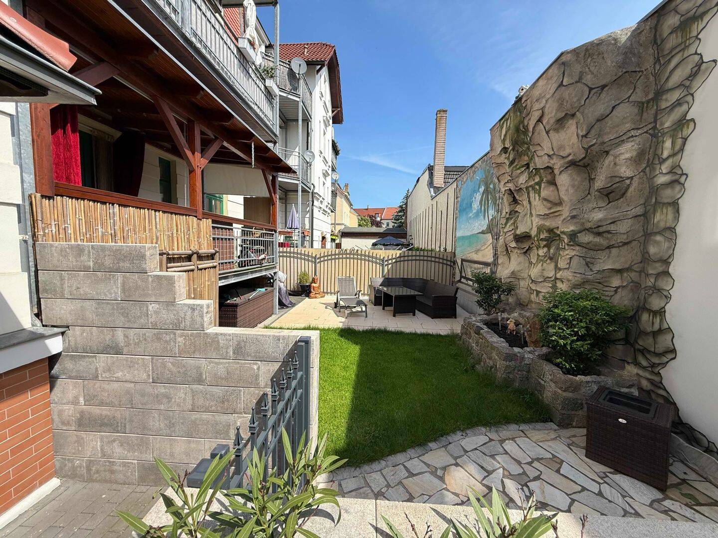 Property thumbnail 6