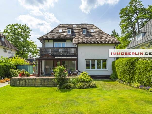 Haus zum Kauf 1.950.000 € 8 Zimmer 232 m² 654 m² Grundstück Berlin 12205