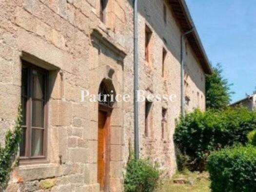 Haus zum Kauf 360.000 € 19 Zimmer 475 m² 3.124 m² Grundstück Merle-Leignec 42380