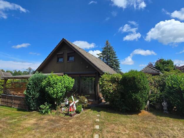 Haus zum Kauf 100.000 € 3,5 Zimmer 60 m² 939 m² Grundstück Knesebeck Wittingen 29379