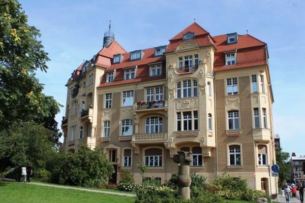 Wohnung zur Miete 700 € 4 Zimmer 148,2 m²<br/>Wohnfläche ab sofort<br/>Verfügbarkeit Töpferstraße Stadtmitte Cottbus 03046