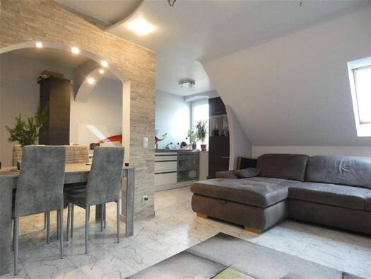Mehrfamilienhaus zum Kauf 369.000 € 10 Zimmer 329 m² Ebersdorf Ebersdorf 09131