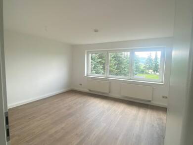 Wohnung zur Miete 300 € 3 Zimmer 64,3 m² 2. Geschoss frei ab 01.08.2025 Schmiedebergstr. 6 Löbau Löbau OT Bellwitz 02708